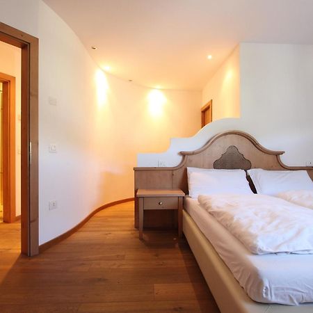 Hotel Fanes Suite & Spa Моэна Экстерьер фото