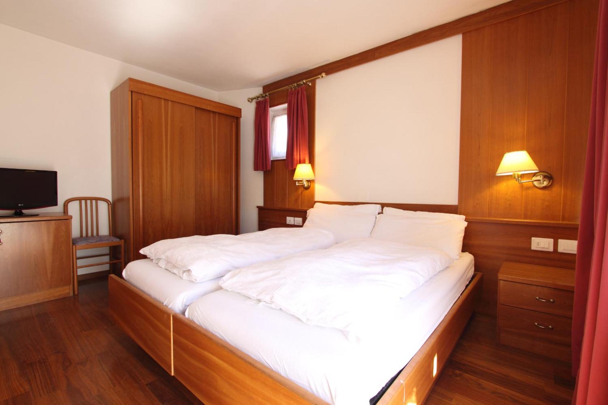 Hotel Fanes Suite & Spa Моэна Экстерьер фото