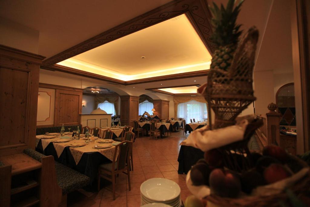 Hotel Fanes Suite & Spa Моэна Экстерьер фото