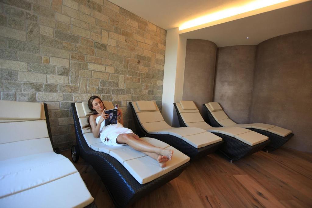 Hotel Fanes Suite & Spa Моэна Экстерьер фото