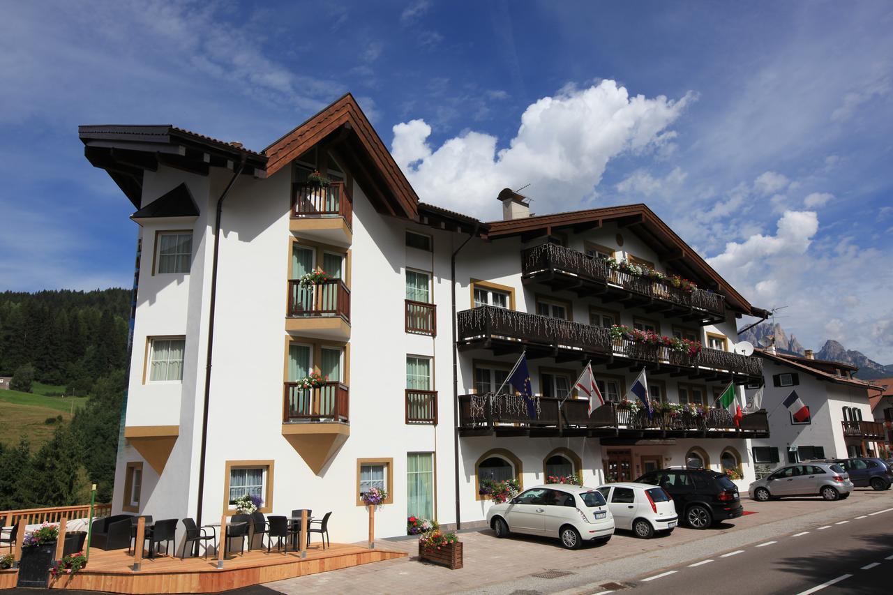 Hotel Fanes Suite & Spa Моэна Экстерьер фото